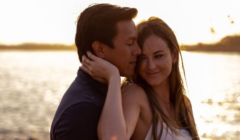 femeia-pentru-toata-viata