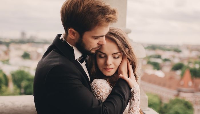 indragoste-te-de-o-femeie