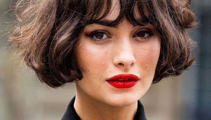 trasaturi-femeie-dorita