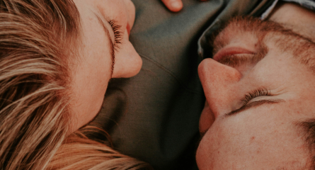 ochii-celui-care-te-iubeste