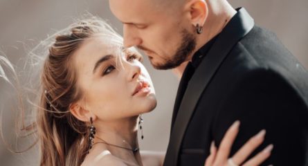 barbat-casatorit-sa-indragosteste-de-alta-femeie